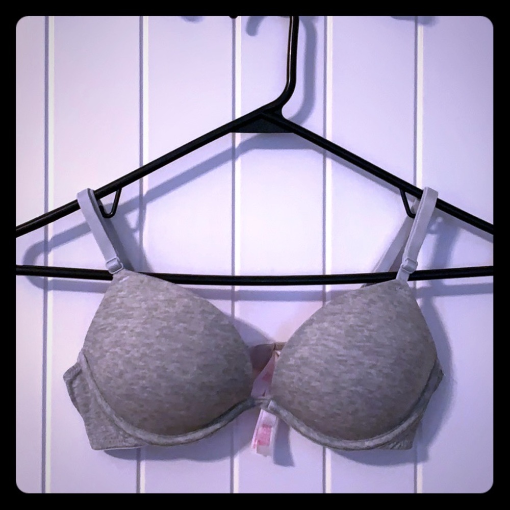 💝 VSC PINK Wear Everywhere Super Push Up bra 32B